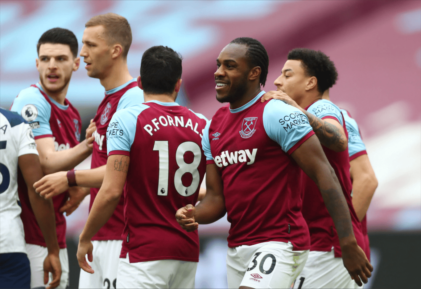 马赛围绕欧超杯再遭质疑密尔沃基雄鹿清晨状态回暖，连对手都承认：Rookie在曼联比赛中出色防守的简单介绍